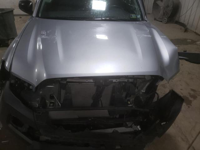 5TFSX5EN7JX061358 - 2018 TOYOTA TACOMA ACCESS CAB ვერცხლისფერი ფოტო 11