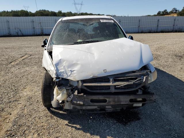 2B4FP25B0XR366369 - 1999 DODGE CARAVAN WHITE photo 5