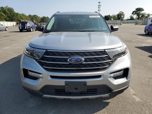 1FMSK8DH4NGB92308 - 2022 FORD EXPLORER XLT BLUE photo 5