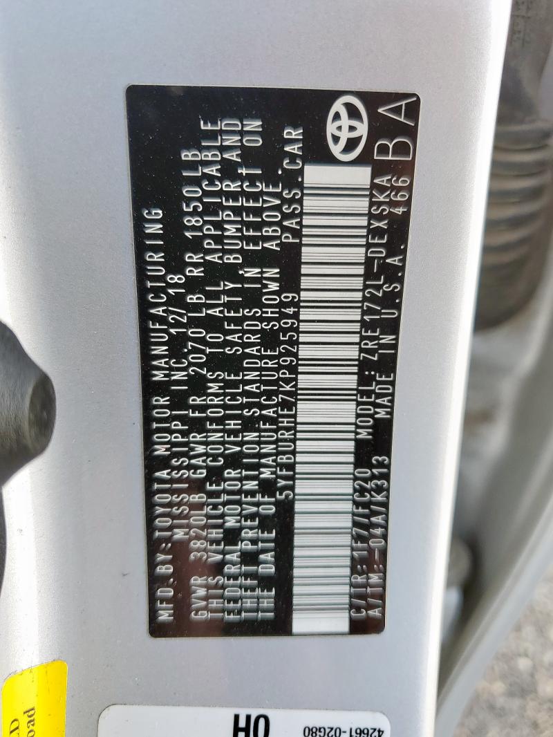 5YFBURHE7KP925949 - 2019 TOYOTA COROLLA L SILVER photo 13