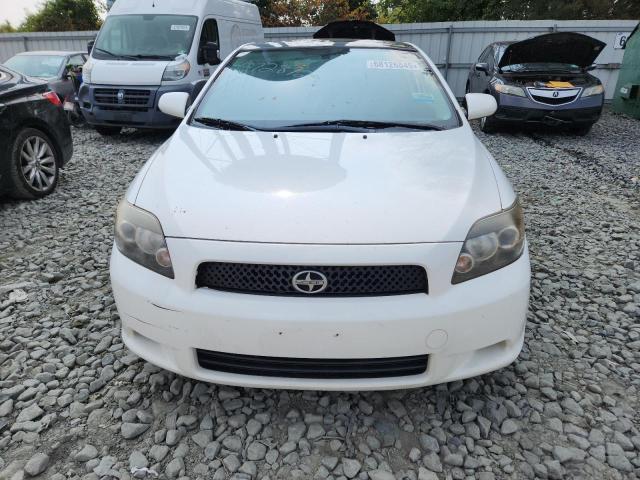 JTKDE3B78A0308963 - 2010 TOYOTA SCION TC WHITE photo 5