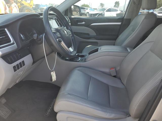 5TDJKRFH0FS123819 - 2015 TOYOTA HIGHLANDER XLE Gümüş foto 7