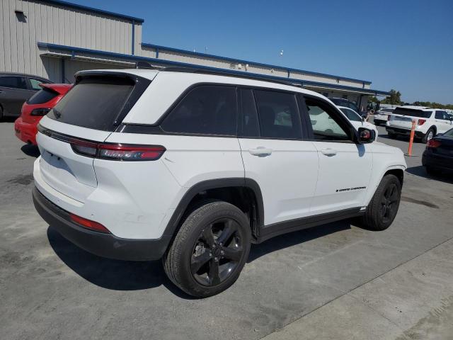 1C4RJHAG8PC517005 - 2023 JEEP GRAND CHEROKEE LAREDO 白色 照片 3