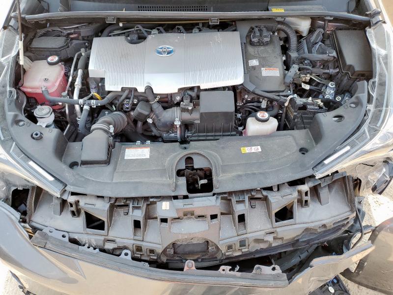 JTDKARFU1J3057215 - 2018 TOYOTA PRIUS GRAY photo 11