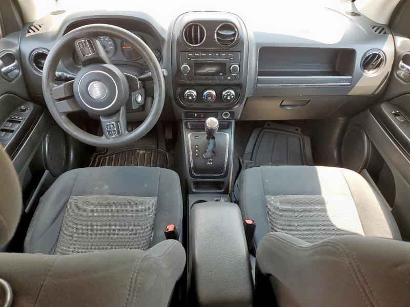 1J4NT1FB1BD260117 - 2011 JEEP COMPASS SPORT SILVER photo 8