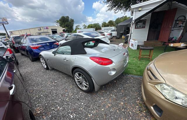 1G2MB35B67Y115676 - 2007 PONTIAC SOLSTICE SILVER photo 3