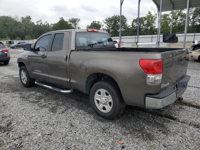 5TFRM5F14AX009513 - 2010 TOYOTA TUNDRA DOUBLE CAB SR5 BROWN photo 2