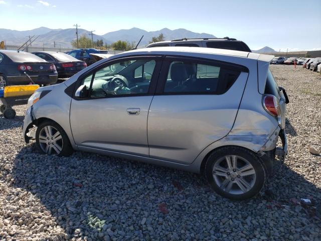 KL8CD6S93FC748077 - 2015 CHEVROLET SPARK 1LT GRAY photo 2