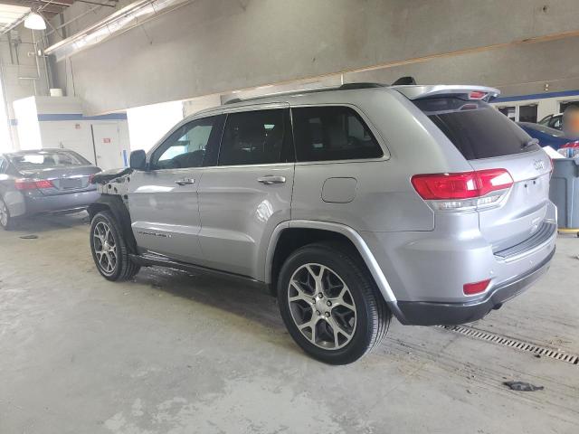 1C4RJEBG0JC247207 - 2018 JEEP GRAND CHEROKEE LIMITED Gümüş foto 2