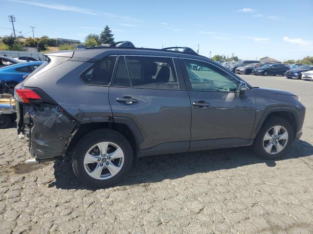 2T3W1RFV6KW021822 - 2019 TOYOTA RAV4 XLE رمادي صورة 3