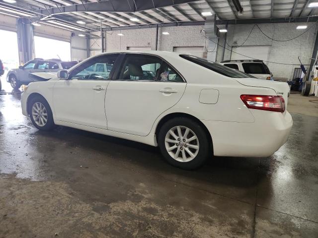 4T4BF3EK6AR055972 - 2010 TOYOTA CAMRY BASE თეთრი ფოტო 2