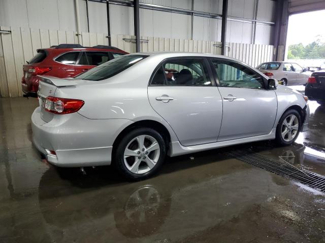 2T1BU4EE3BC723603 - 2011 TOYOTA COROLLA BASE Argent photo 3