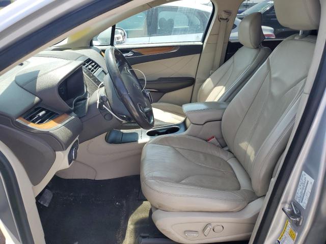 5LMCJ2D90HUL61983 - 2017 LINCOLN MKC SELECT Արծաթագույն լուսանկար 7