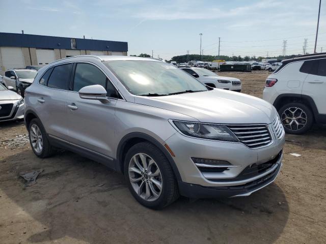 5LMCJ2C96GUJ30568 - 2016 LINCOLN MKC SELECT Արծաթագույն լուսանկար 4