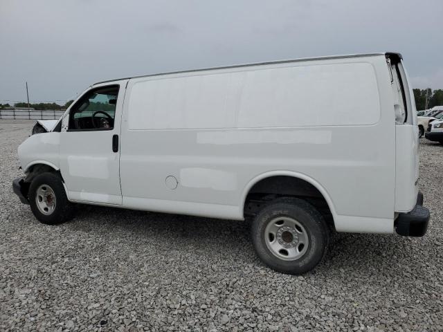 1GCZGGFG9L1177144 - 2020 CHEVROLET EXPRESS G3 WHITE photo 2