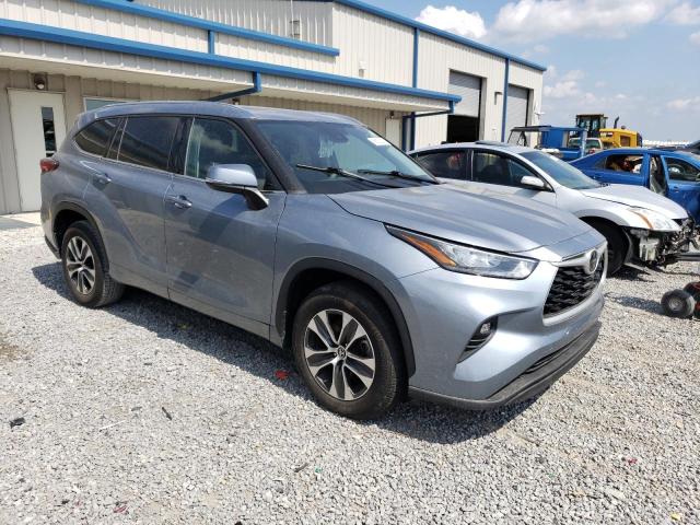 5TDGZRAH8LS011892 - 2020 TOYOTA HIGHLANDER XLE BLUE photo 4