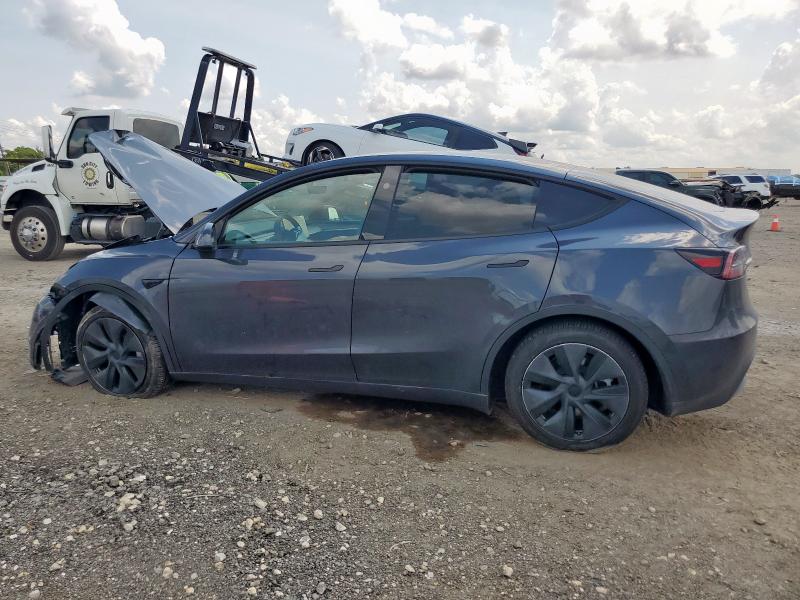 7SAYGDEE6RA303678 - 2024 TESLA MODEL Y GRAY photo 2