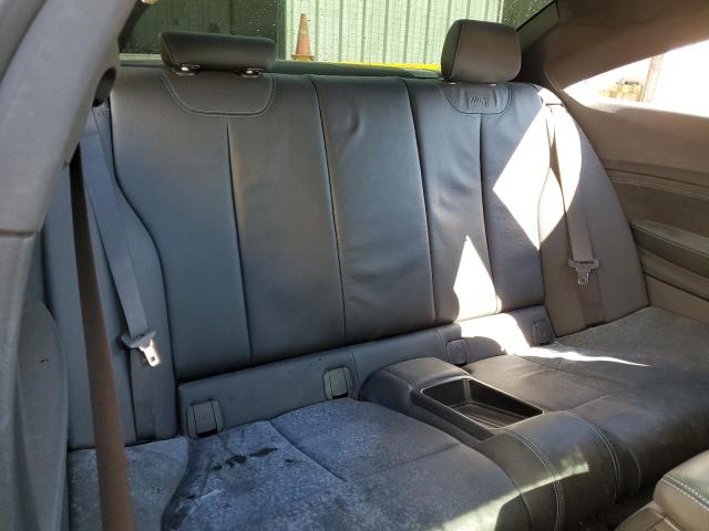 WBS1J5C54JVD37275 - 2018 BMW M2 WHITE photo 10