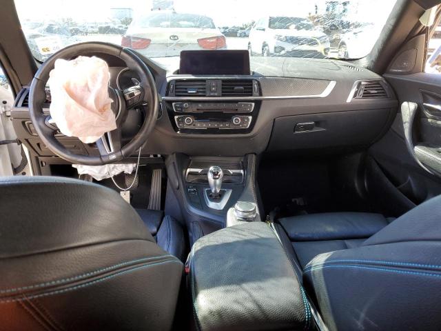 WBS1J5C54JVD37275 - 2018 BMW M2 WHITE photo 8