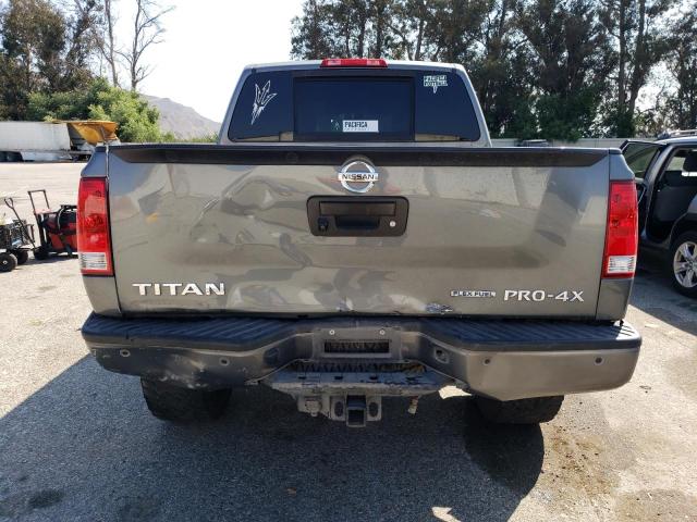 1N6BA0EC1FN515218 - 2015 NISSAN TITAN S ნაცრისფერი ფოტო 6