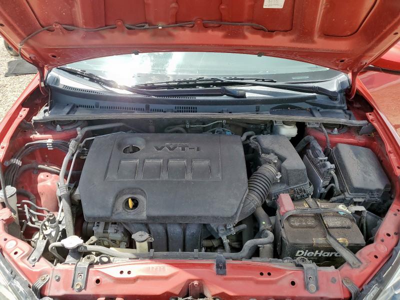 5YFBURHE4KP922684 - 2019 TOYOTA COROLLA L RED photo 11