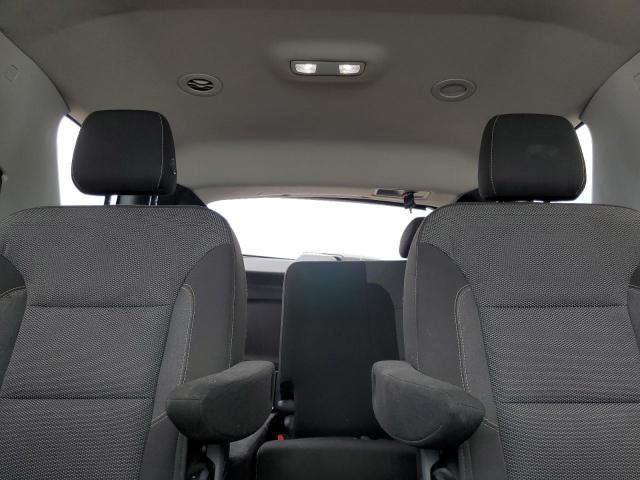 1GNEVGKW6JJ217797 - 2018 CHEVROLET TRAVERSE LT WHITE photo 10