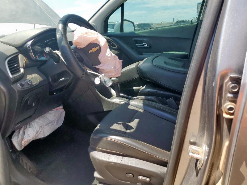 3GNCJLSB7LL198407 - 2020 CHEVROLET TRAX 1LT GRAY photo 7