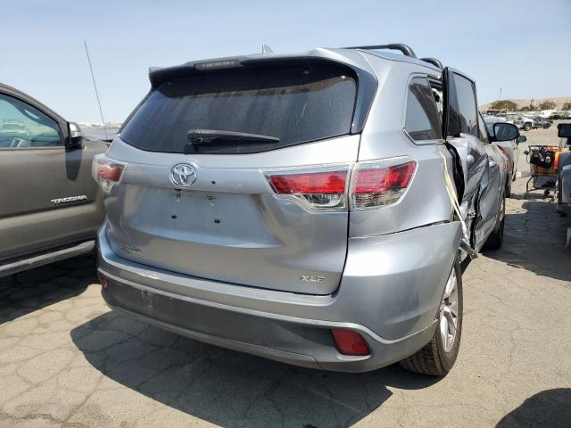 5TDKKRFH7FS056673 - 2015 TOYOTA HIGHLANDER XLE Gümüş foto 3