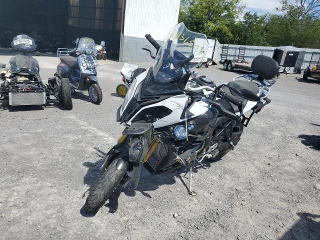 WB10D1308GZ462699 - 2016 BMW S 1000 XR WHITE photo 2