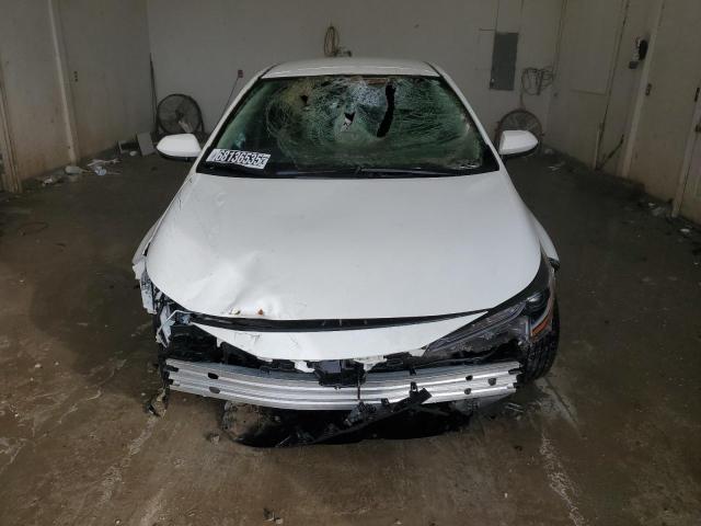 5YFB4MDE4RP103208 - 2024 TOYOTA COROLLA LE 白色 照片 5