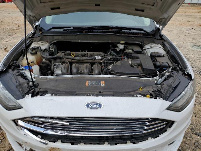 3FA6P0H74JR277992 - 2018 FORD FUSION SE Beyaz fotoğraf 11