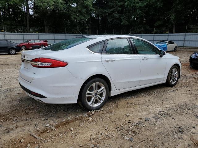 3FA6P0H74JR277992 - 2018 FORD FUSION SE Beyaz fotoğraf 3
