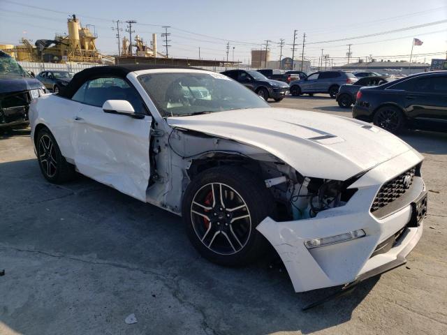 1FATP8UHXJ5133463 - 2018 FORD MUSTANG WHITE photo 4