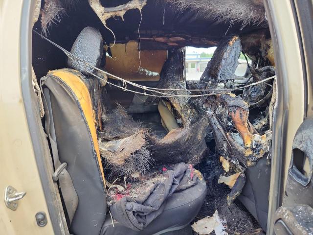 3TMDZ5BN9JM052979 - 2018 TOYOTA TACOMA DOUBLE CAB أسمر صورة 10