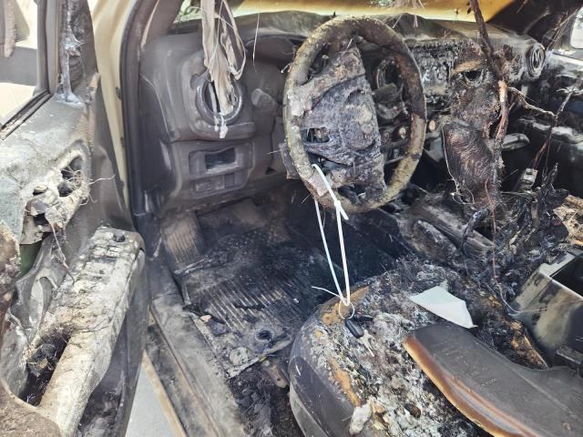 3TMDZ5BN9JM052979 - 2018 TOYOTA TACOMA DOUBLE CAB أسمر صورة 8