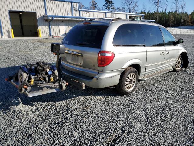 2C4GP54LX3R216668 - 2003 CHRYSLER TOWN & COU LXI SILVER photo 3