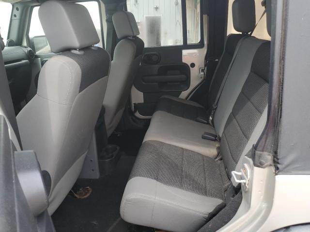 1J4GA39137L140393 - 2007 JEEP WRANGLER X Gümüş foto 10