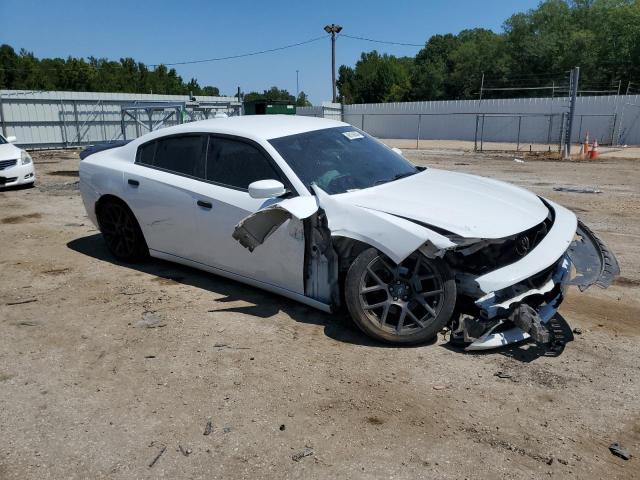 2C3CDXHG0JH142393 - 2018 DODGE CHARGER SXT PLUS WHITE photo 4