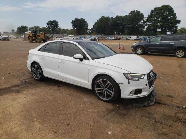 WAUAUGFF8H1026507 - 2017 AUDI A3 PREMIUM WHITE photo 4