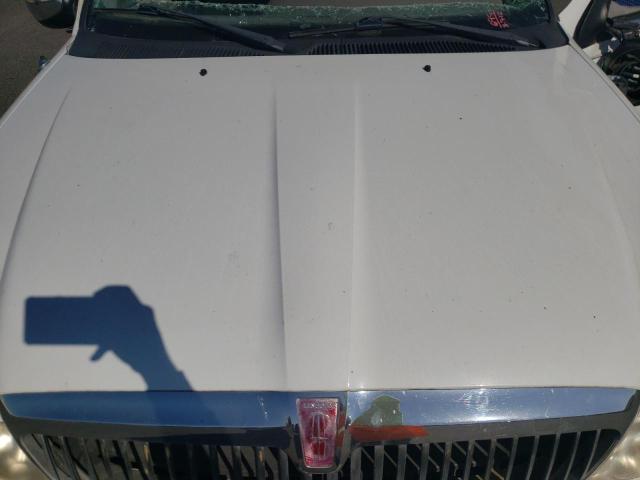 5LMPU28L1WLJ47439 - 1998 LINCOLN NAVIGATOR თეთრი ფოტო 12