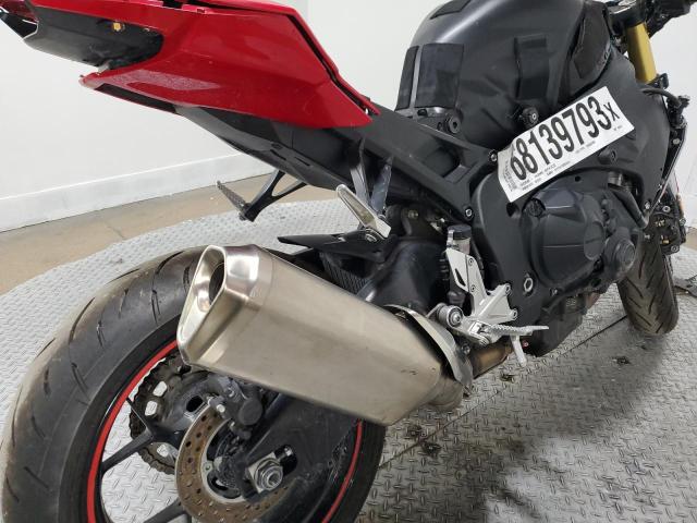 JH2SC7711JK100919 - 2018 HONDA CBR1000 RR RED photo 12