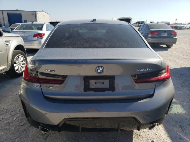 3MW39FS00P8D05935 - 2023 BMW 330XE Մոխրագույն լուսանկար 6