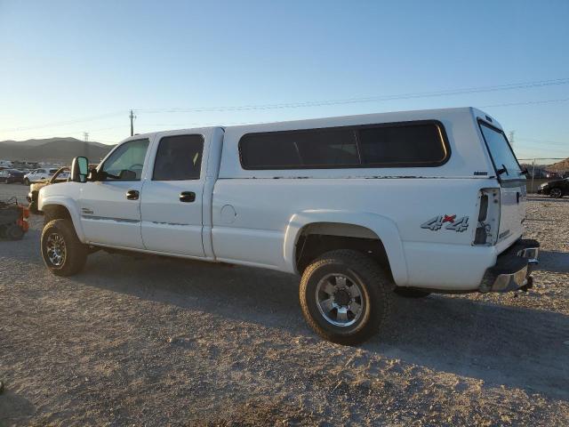 1GCHK33265F960567 - 2005 CHEVROLET SILVERADO K3500 WHITE photo 2