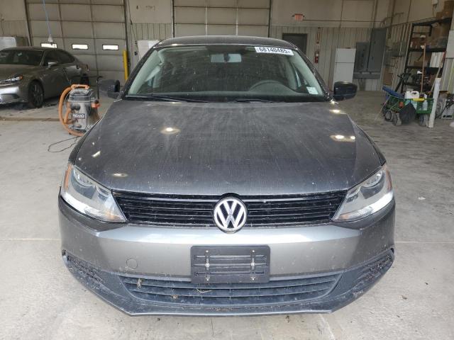 3VW1K7AJ7EM326376 - 2014 VOLKSWAGEN JETTA BASE 灰色 照片 5