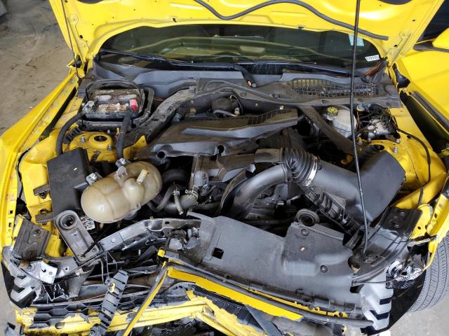 1FATP8UH4J5157032 - 2018 FORD MUSTANG YELLOW photo 11