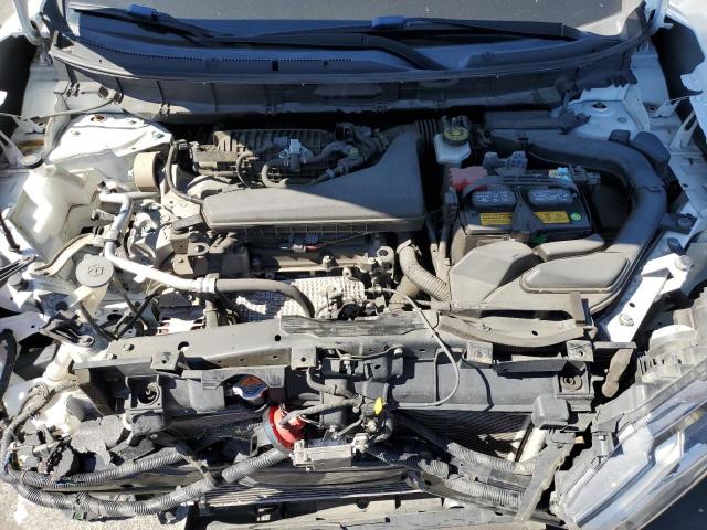 KNMAT2MV1JP558655 - 2018 NISSAN ROGUE S WHITE photo 11