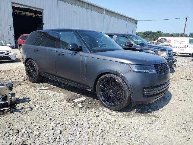 SALKPBFU3SA266841 - 2025 LAND ROVER RANGE ROVE SE CHARCOAL photo 4