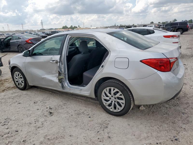2T1BURHEXJC066533 - 2018 TOYOTA COROLLA L 银色 照片 2