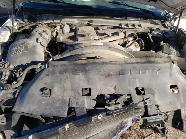 3C6UR5DL2GG156112 - 2016 RAM 2500 SLT თეთრი ფოტო 11