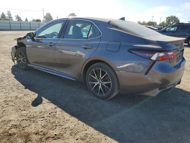 4T1G11AK4PU742532 - 2023 TOYOTA CAMRY SE NIGHT SHADE CHARCOAL photo 2